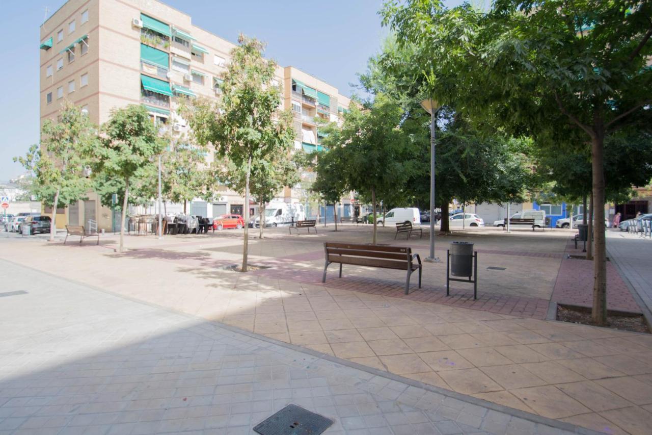 Piso Estadio De Los Carmenes Granada Exterior photo